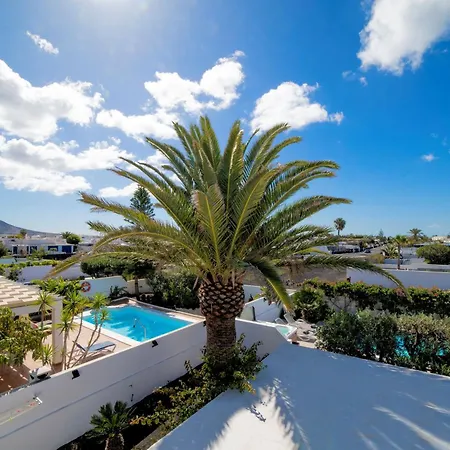 Villa Beautiful Playa Blanca Villa 2 Bedrooms Villa Heavenly Lotus Private Pool Close To Amenities Lanzarote *