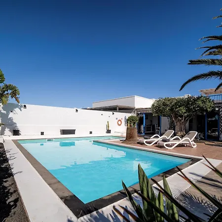 Villa Beautiful Playa Blanca Villa 2 Bedrooms Villa Heavenly Lotus Private Pool Close To Amenities Lanzarote *