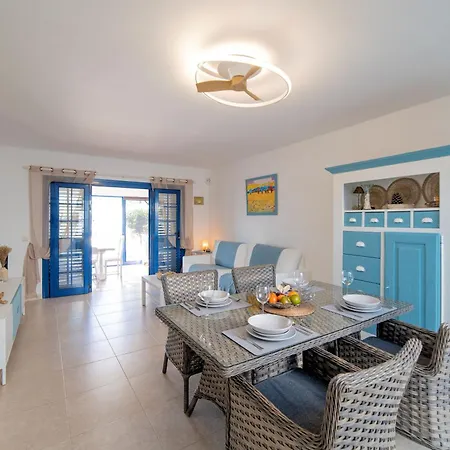 Beautiful Playa Blanca Villa 2 Bedrooms Villa Heavenly Lotus Private Pool Close To Amenities Lanzarote *