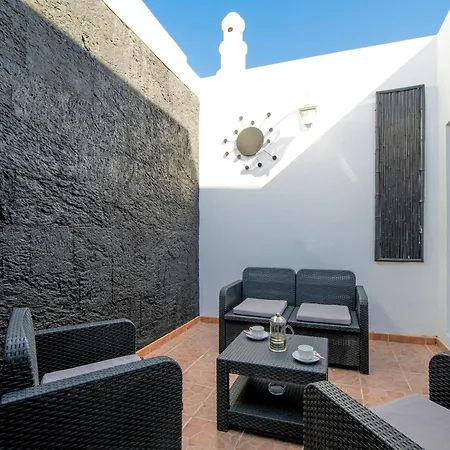 Villa Beautiful Playa Blanca Villa 2 Bedrooms Villa Heavenly Lotus Private Pool Close To Amenities Lanzarote *